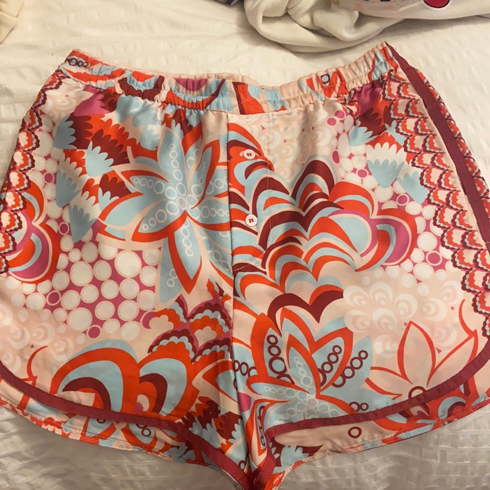 Zara printer shorts worn once perfect condition